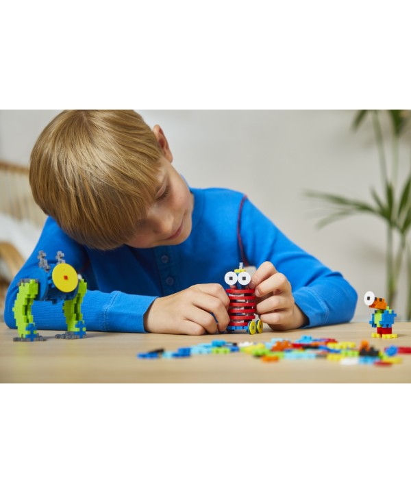 Plus Plus konstruktorius, Mokausi statyti robotus, 250 det.