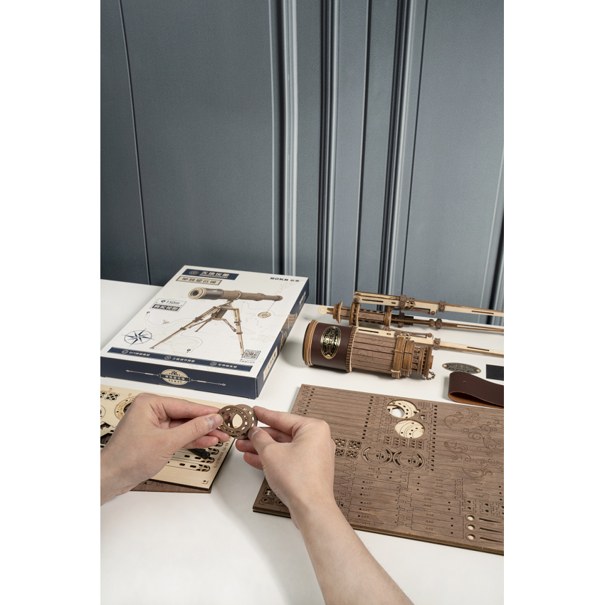3D medinis mechaninis konstruktorius TELESKOPAS
