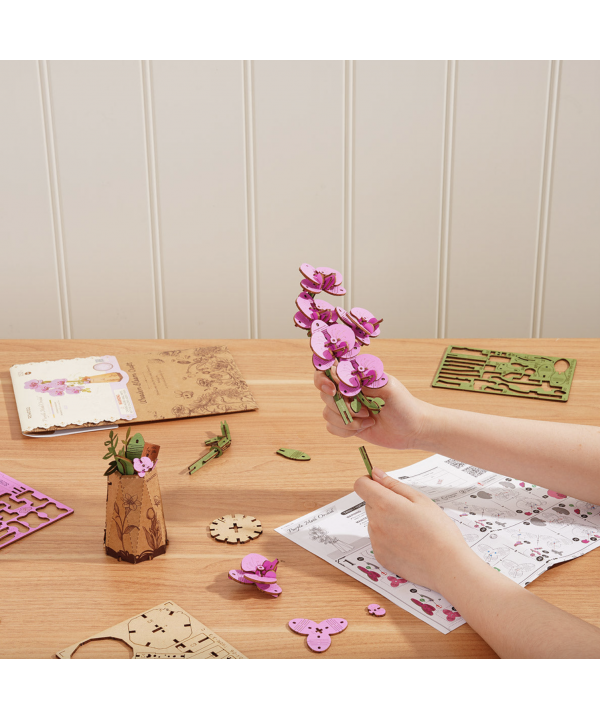 3D Medinis konstruktorius Orchidėja